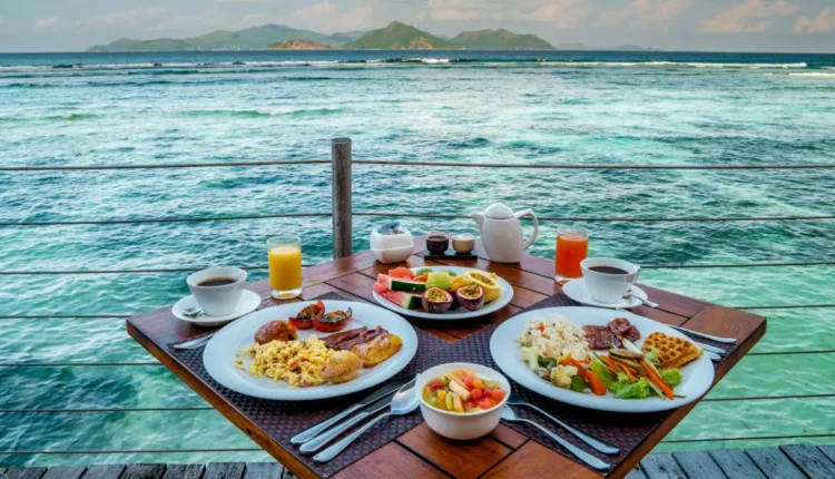Cruise Ships Manage Food Logistics